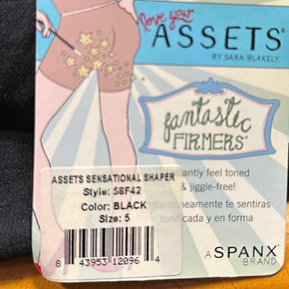 SPANX Assets Sensational Shaper High Waisted Shorts Black sz. 5 NWT